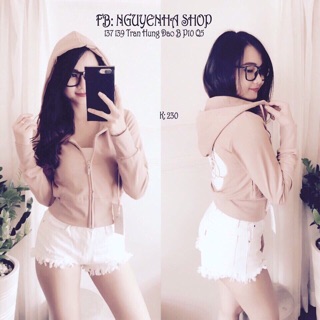 Áo khoác lửng bo eo hoa hồng