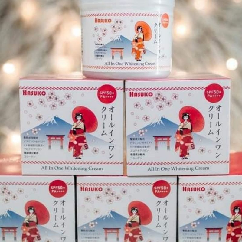 KEM Ủ TRẮNG TOÀN THÂN SẠCH SÂU HASUKO NHẬT BẢN