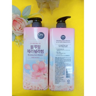 Sữa tắm hương hoa anh đào On The Body Blooming Cherry Blossom 900g