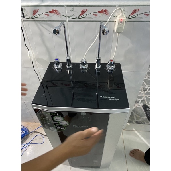 Máy lọc nước nóng lạnh kangaroo KG10A4