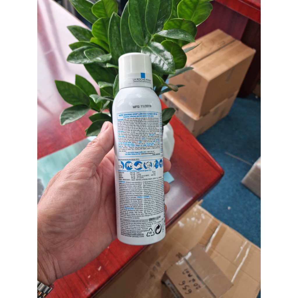 Xịt khoáng dành cho da nhạy cảm La Roche Posay Thermal Spring Water | BigBuy360 - bigbuy360.vn