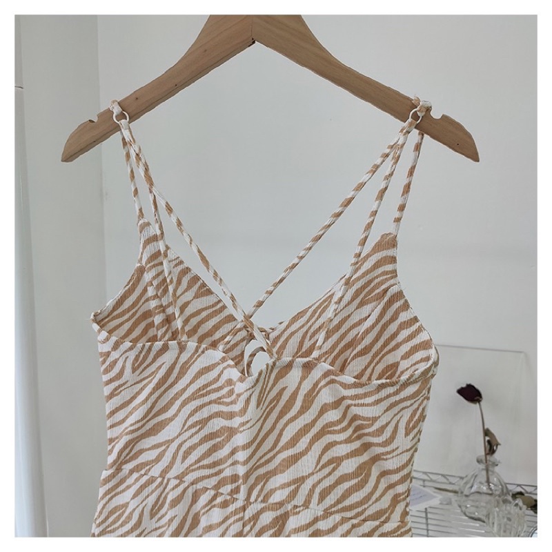 Jumpsuit dây Sybilla hoạ tiết hàng XK