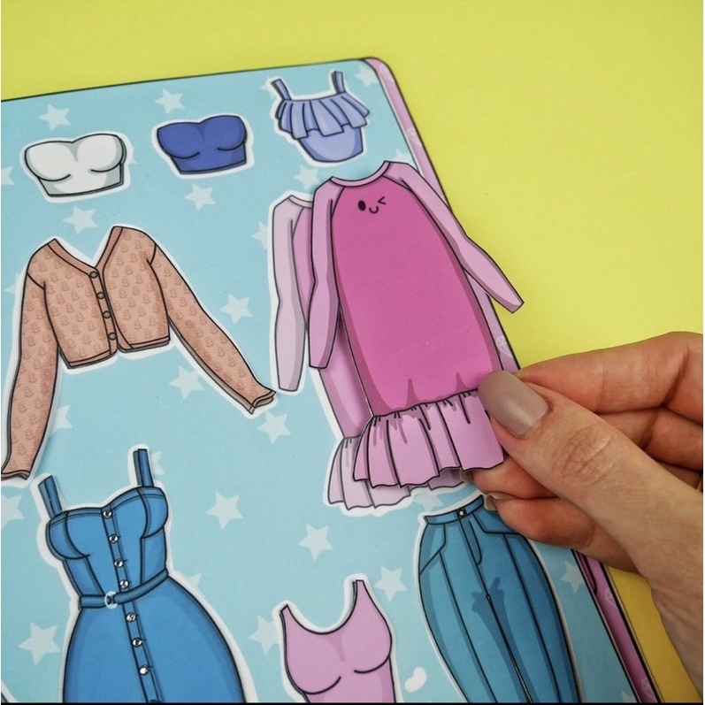 Ngôi nhà búp bê chủ đề Spring Wardrobe