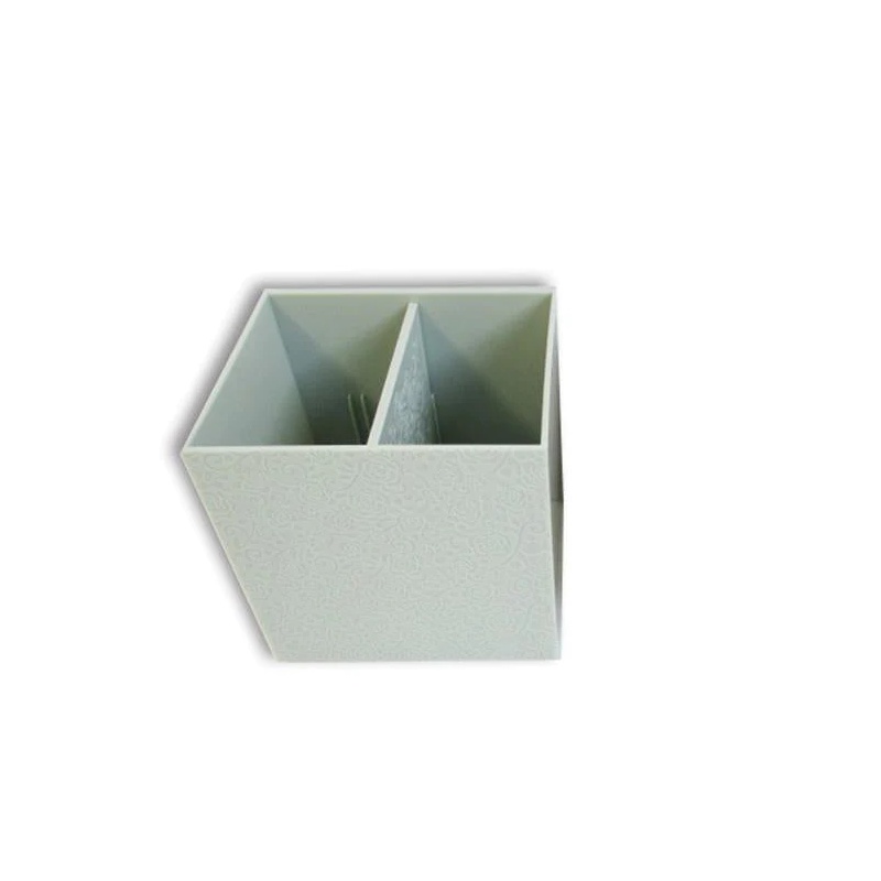 Daiso Khay Có Ngăn Stand Feminine Style 8.7 X 7 X 9.3Cm(3.4In X 2.8In X 3.7In)