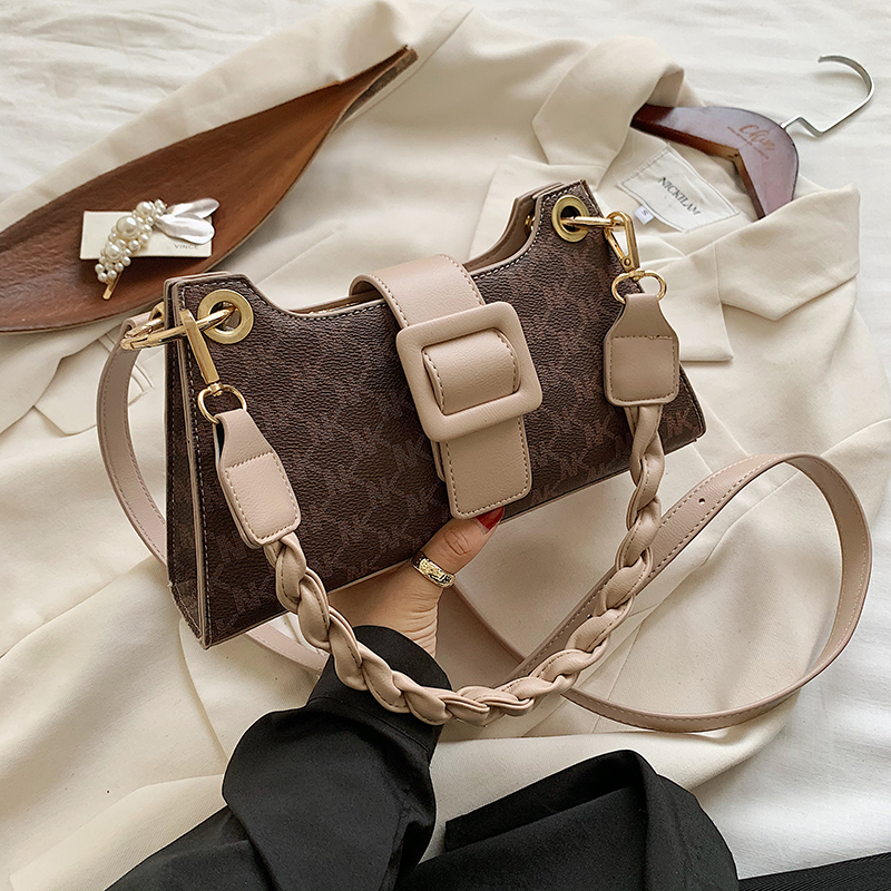 Túi xách đeo chéo IELGY thời trang dành cho nữ