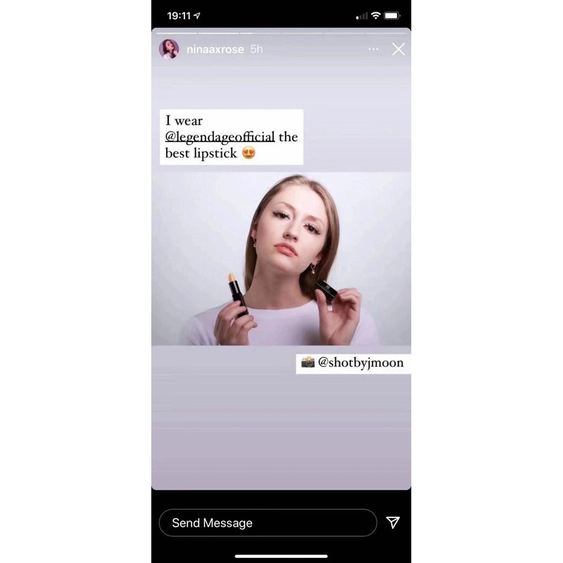Son dưỡng có màu an toàn Legend Age