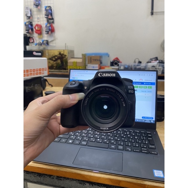Máy ảnh Canon 80D kèm 18-55STM