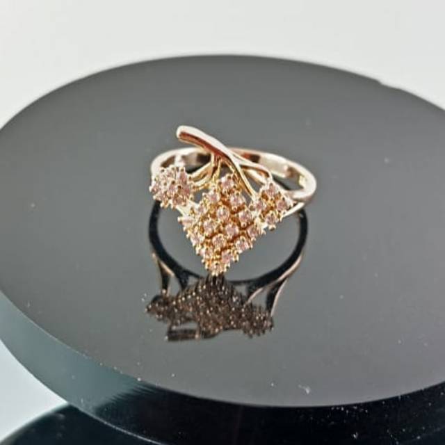 Mô Hình Nhân Vật Cincin Bán Vĩnh Cửu Độc Đáo