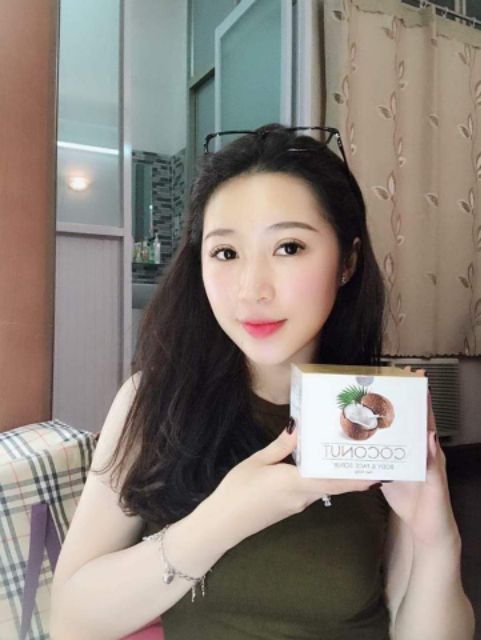 TẨY TẾ BÀO CHẾT  SỮA DỪA QUEENIE _SKIN