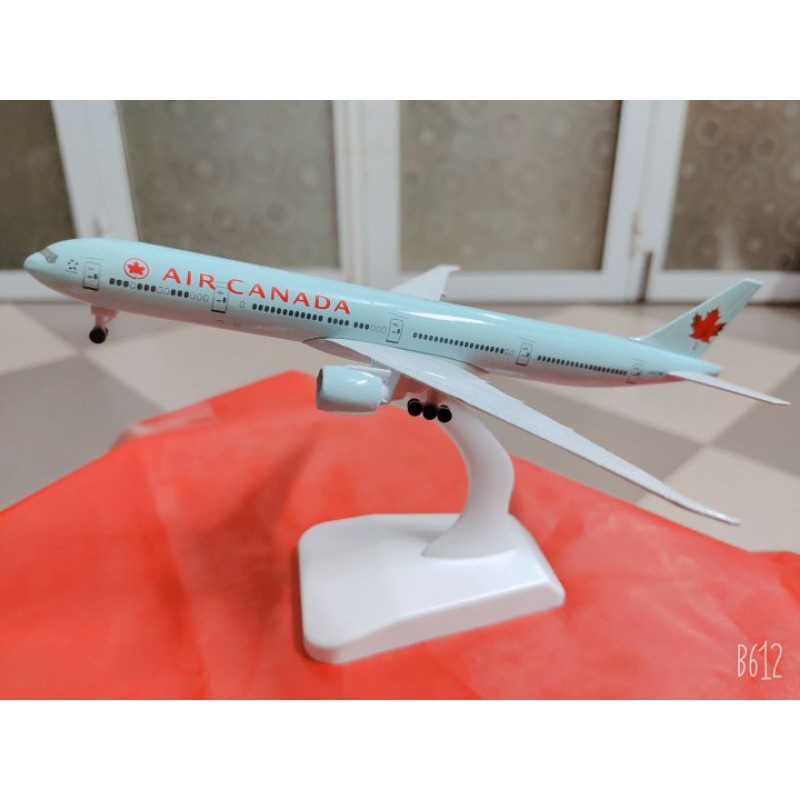 MÔ HÌNH MÁY BAY CANADA KIM LOẠI 20CM