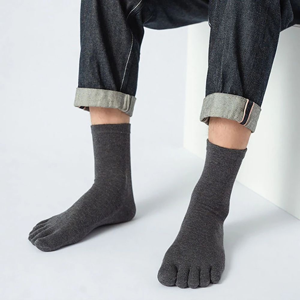 Tất xỏ năm ngón bằng cotton mềm màu trơn chống trượt phong cách thể thao nhiều màu cho nam