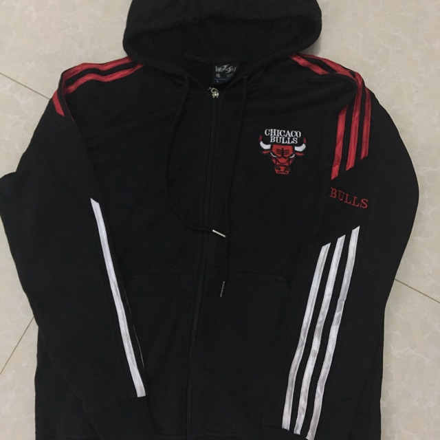 Chicago bull hàng hiệu giá rẻ đẹp chuẩn, new 97-99%Chicago bull hàng hiệu giá rẻ đẹp chuẩn, new 97-9