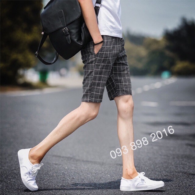 Quần Short Kaki Nam Kẻ Ô