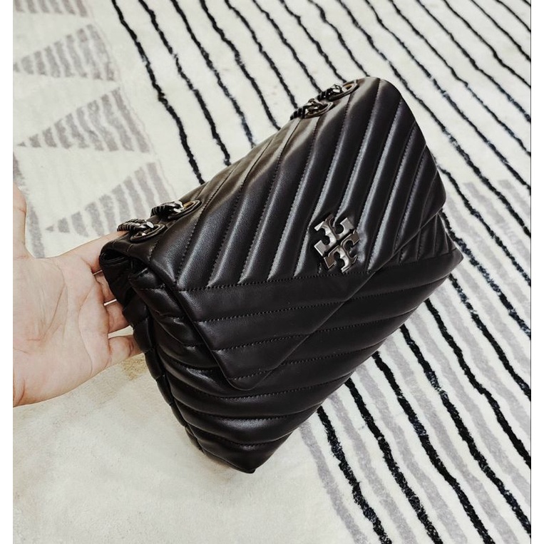 Túi To ry Burch Kira Chevron