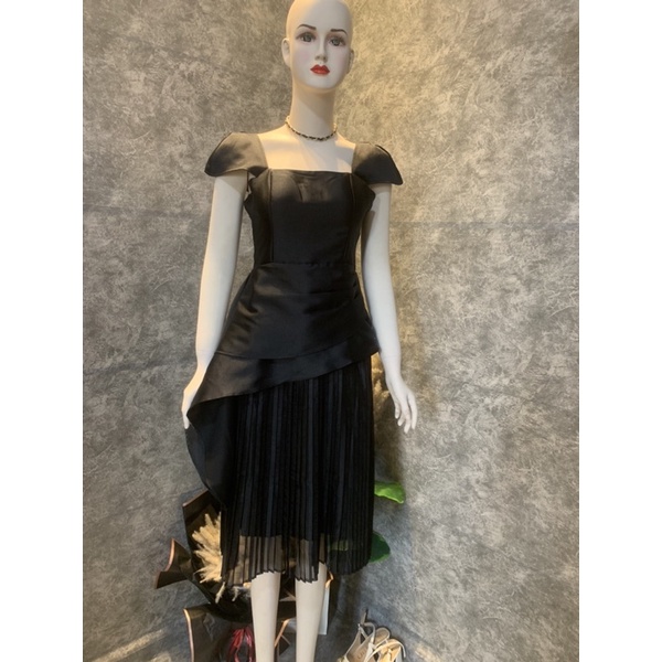 Váy tacffa cổ vuông tay cánh tiên phối chân váy xếp ly siêu xinh