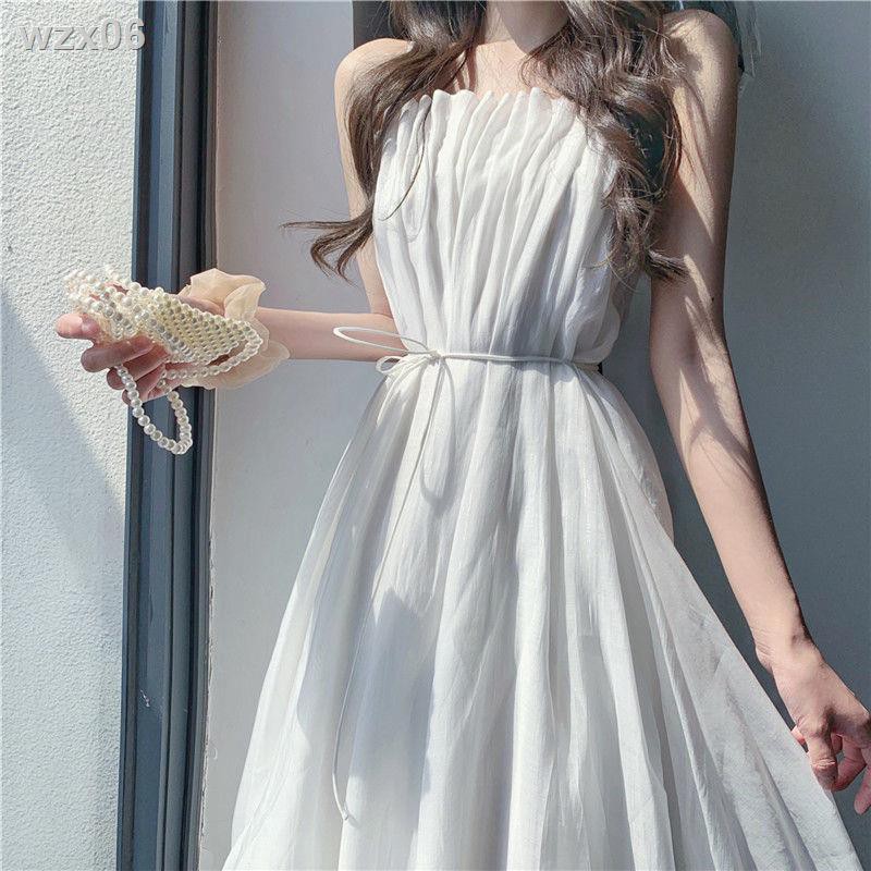 Váy dây treo màu trắng nữ mùa hè 2021 mới của Pháp retro thích hợp tình yêu đầu tiên tính khí dài đến gối