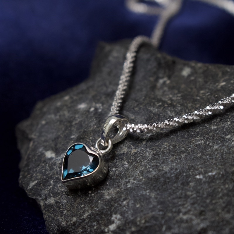 Dây Chuyền Topaz London Tim MDBH22A Patronus