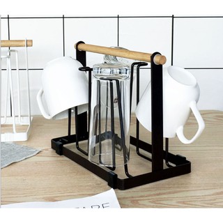 Giá treo cốc tay nắm gỗ không có khay hứng nước