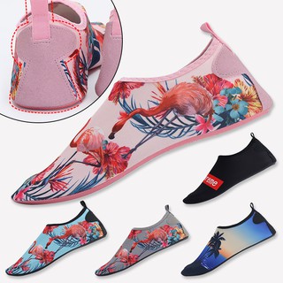 Giày đi biển nữ hình chim hồng hạc nhẹ, êm thoáng khí, đế cau su không trơn trượt tránh vật sắc nhọn