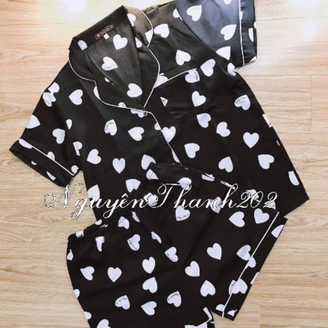 Bộ Pijama lụa satin tim đen