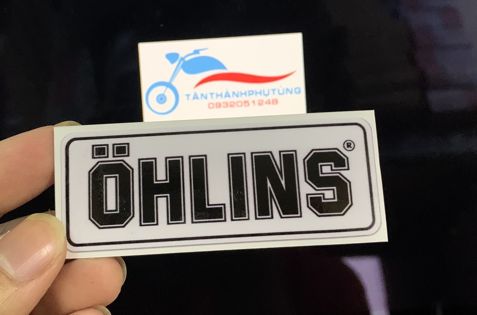 Tem Decal chữ Ohlins 8x3cm- giá 1 tem