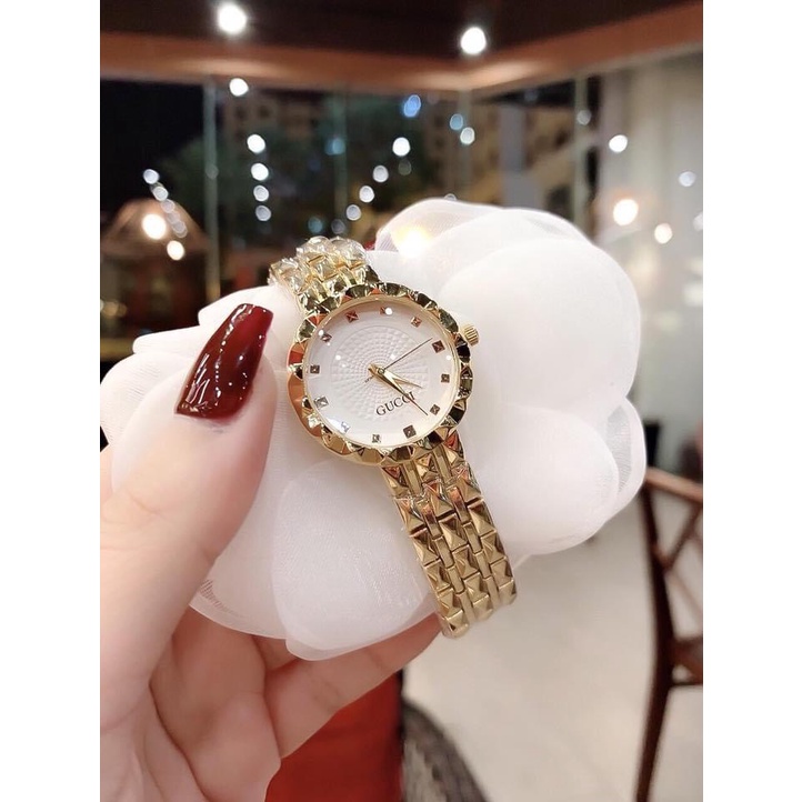 Đồng hồ GUCCI kim loại mặt tròn, tặng kèm box