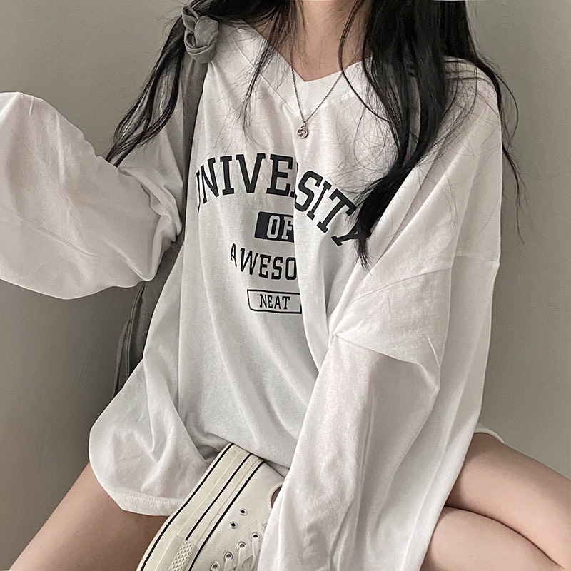Áo thun tay dài cổ tim darlingaga phong cách năng động cá tính Bitches