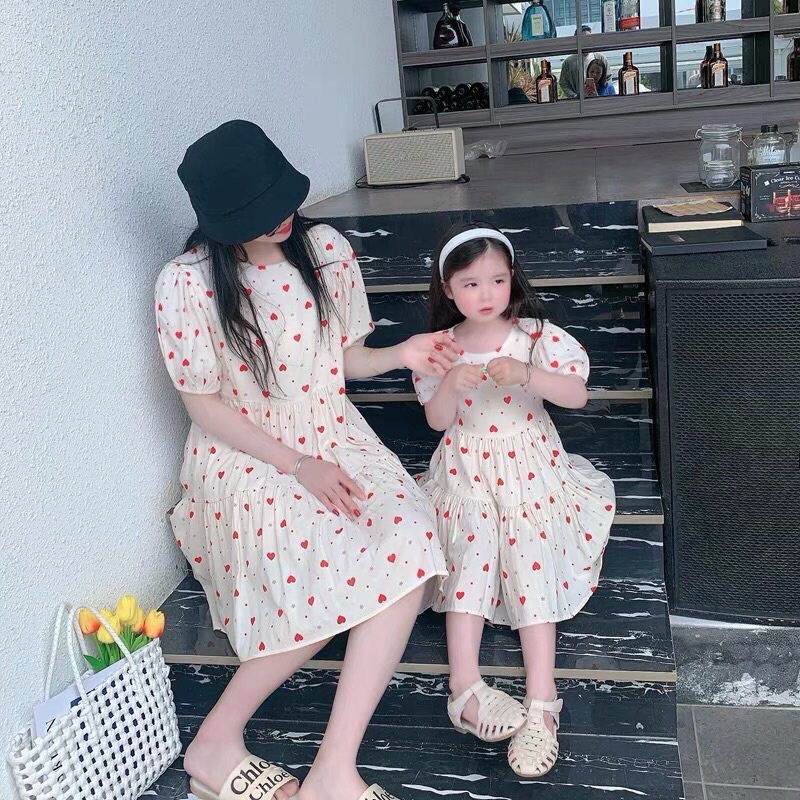 SET VÁY CHẤM BI ĐỎ SUÔNG CHO MẸ VÀ BÉ