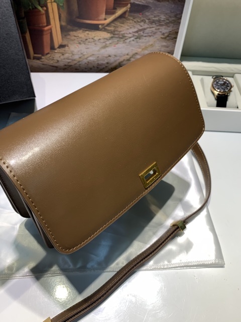 Túi ciline màu nâu bò