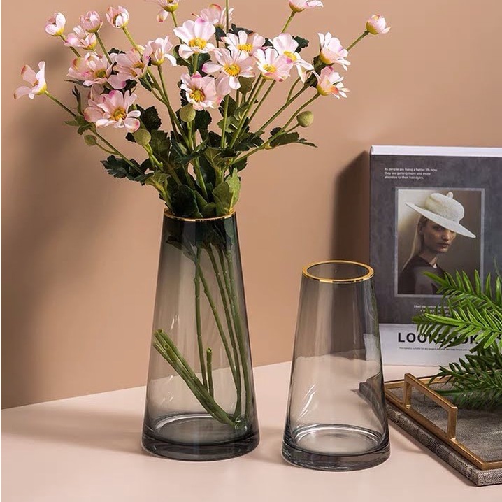 Lọ hoa decor thuỷ tinh viền vàng Qhouse , bình hoa trang trí phòng khách phòng ngủ để bàn làm việc cao cấp