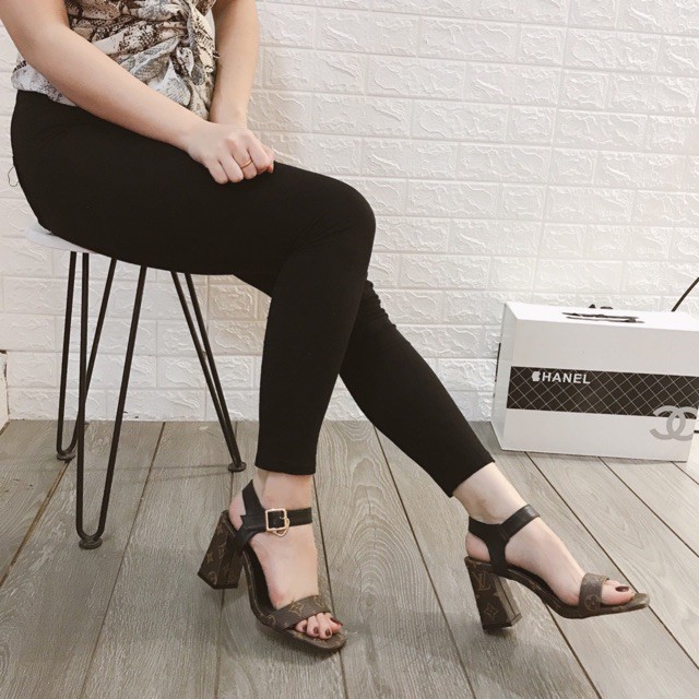 Sandal l v quai ngang đế trụ cao 7cm fullbox bill túi giấy