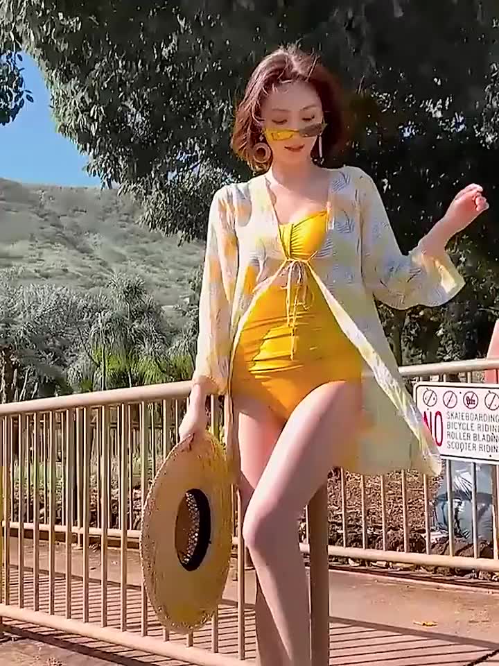 bikini bãi biển Bộ đồ bơi nữ cao cấp áo tắm đi biển 1 mảnh với thiết kế vải gân kèm áo choàng họa tiết in bông | BigBuy360 - bigbuy360.vn