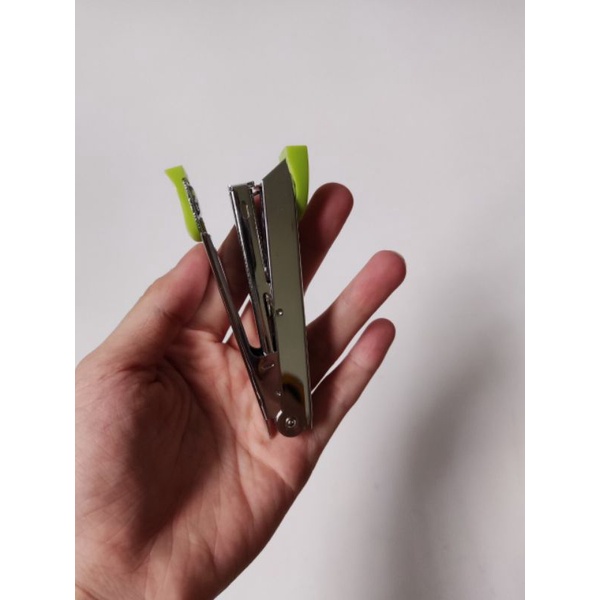 Kẹp Bấm Giấy Văn Phòng