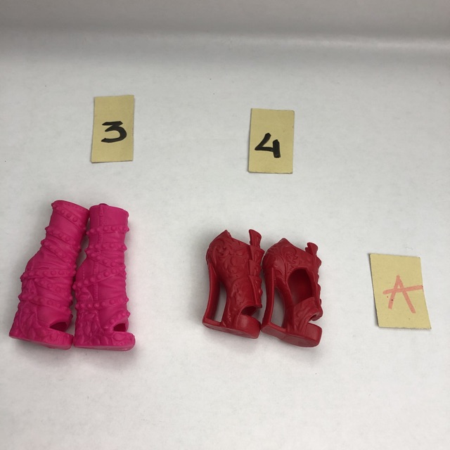 G6- Giày cho búp bê MH EAH monster high  công chúa của hasbro