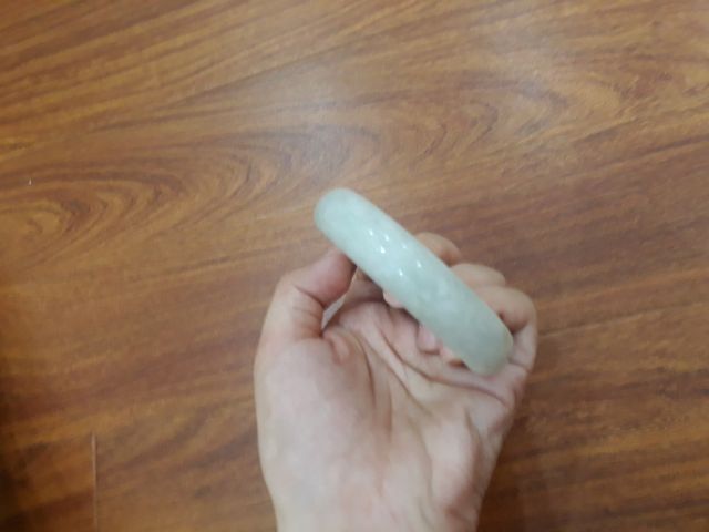 Vòng tay màu ngọc bích