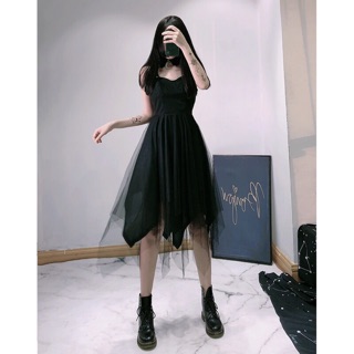 Váy hai dây 2 dây voan đen dài qua gối xoè