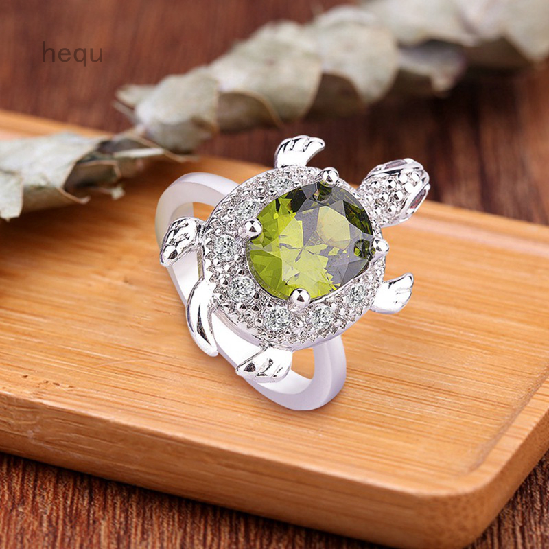 Nhẫn ngọc lục bảo hình con rùa kim bạc 925