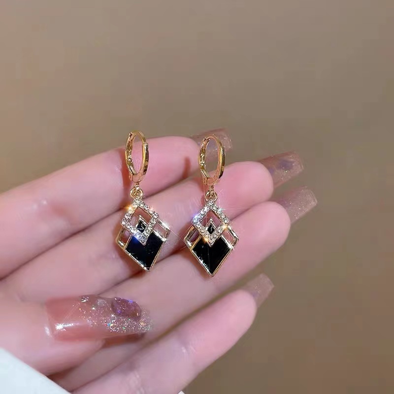 Bông Tai Đính Đá Kim Cương Đen Phong Cách Nhật Bản Và Hàn Quốc Sang Trọng Thời Trang Cho Nữ