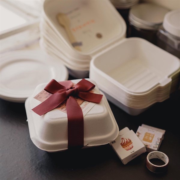 Hộp bã mía hình vuông dành làm quà tặng kèm sticker và thiệp style Hàn Quốc kèm dịch vụ gói quà | Oube Candle NT35