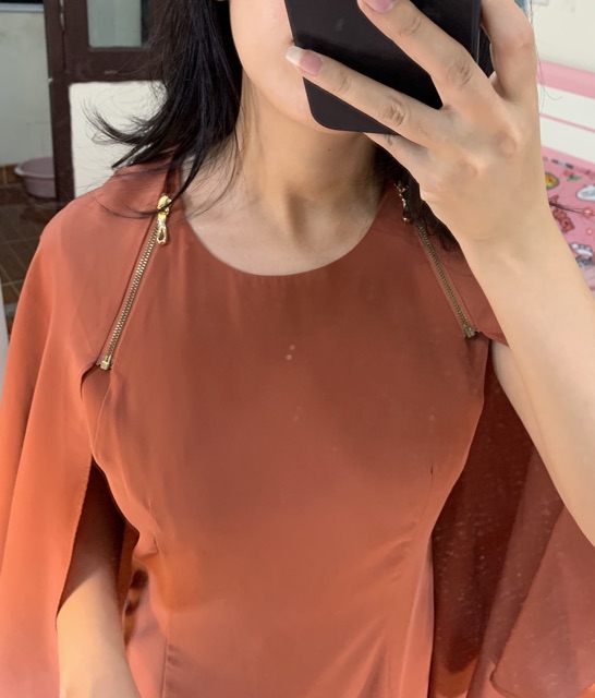 Thanh lý váy voan kèm áo choàng voan sang chảnh