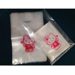 Túi kiếng trong in hình kitty : 25k / xấp / 5 túi