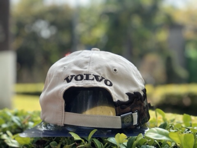 🧢  Nón quảng cáo xe “Volvo”