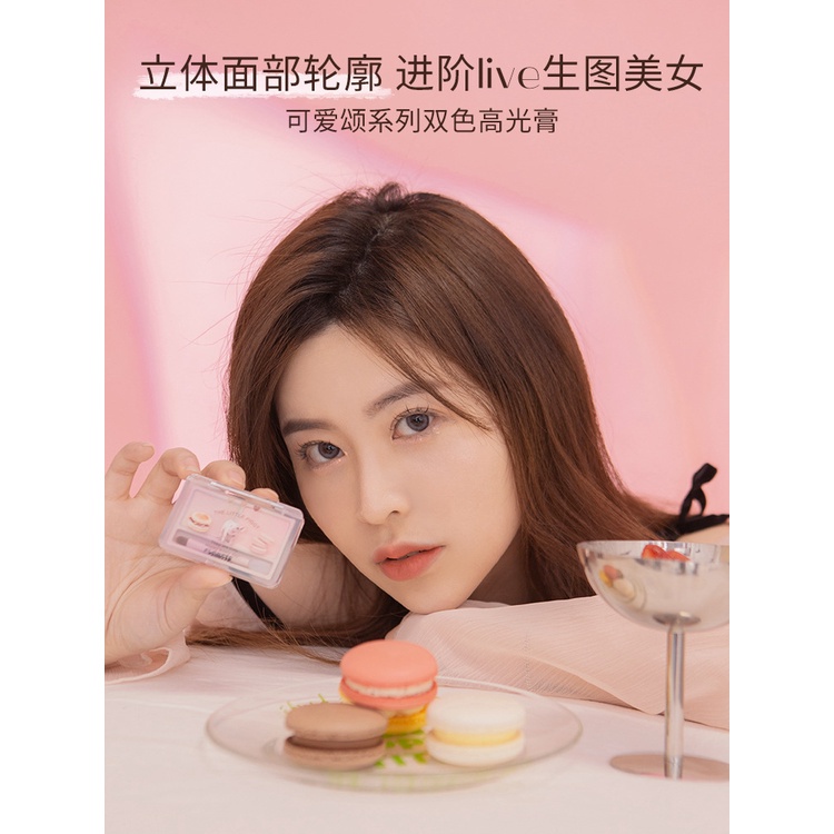 Bảng Phấn Bắt Sáng Và Tạo Khối Hai Màu Flortte