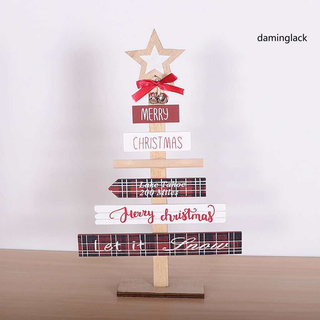 Cây thông Noel trang trí tạo hình chữ cái thích hợp làm quà tặng gia đình