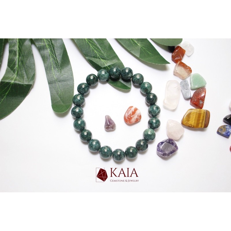 Vòng tay phong thủy Cẩm thạch 9 - 10 li - KAIA