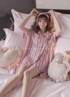 Đầm pyjama kẻ sọc 