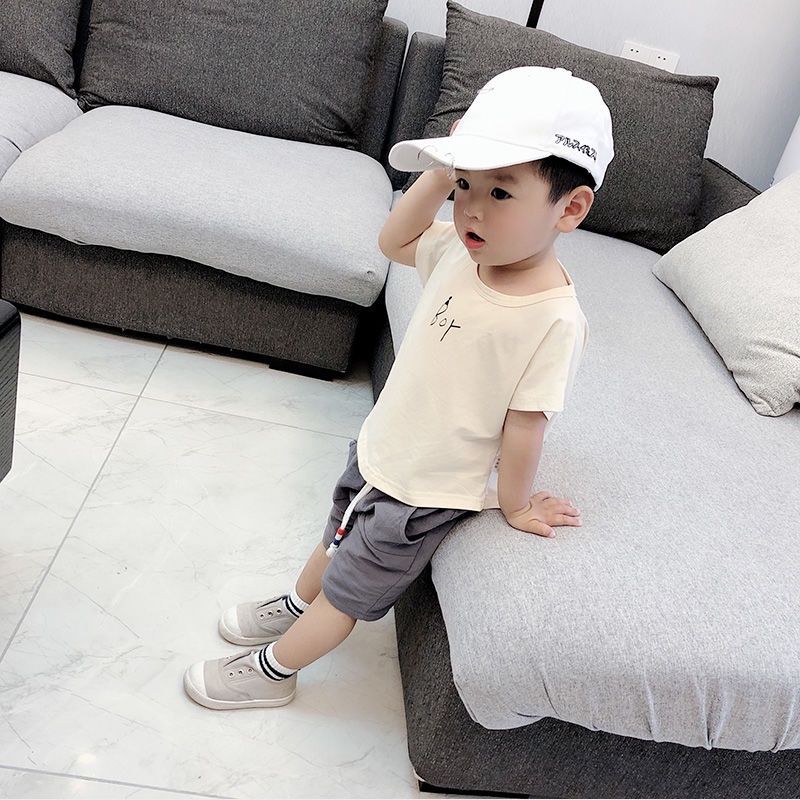 Set đồ mùa hè 2 món gồm áo tay ngắn 95% Cotton màu trơn + quần ngắn thời trang cho bé trai