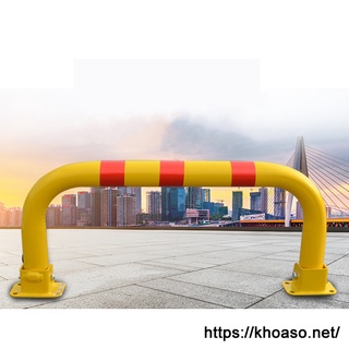 Khóa cọc giữ chỗ xe ô tô vàng