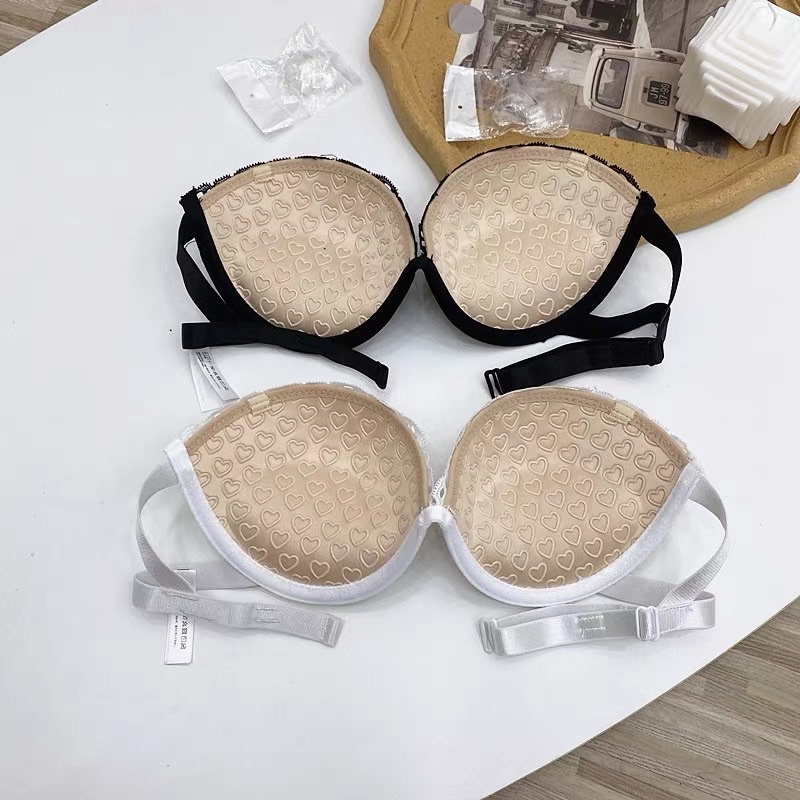 Áo cúp ren bên trong su tim có gọng đệm 1,5 cm tặng kèm dây quai trong