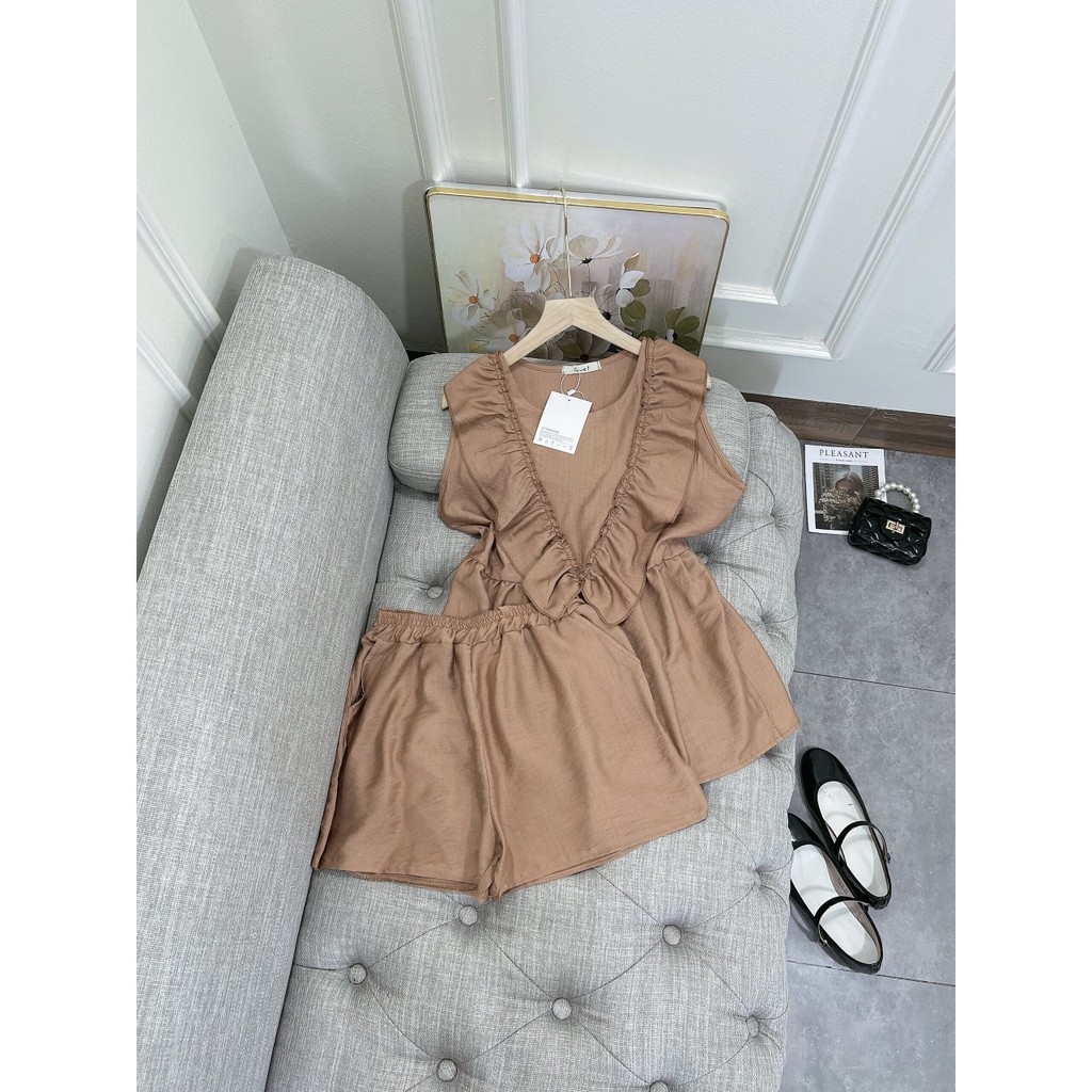 Sét Nữ, Sét Áo Sát Nách Bèo Cổ Kèm Quần Soóc Basic Siêu Xinh Hàng Hot Trend | BigBuy360 - bigbuy360.vn